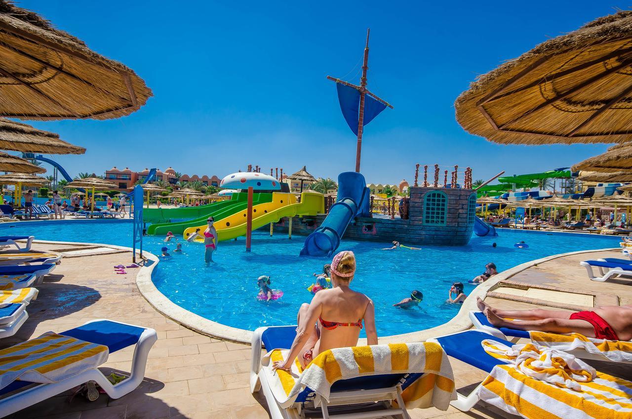 Titanic - Families And Couples Only Rezort 5*